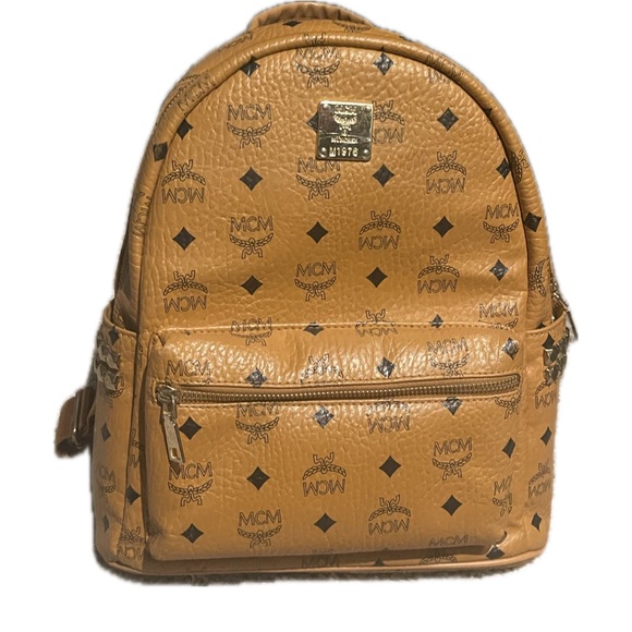MCM backpack had thisfor two 3 years great quality let me know.